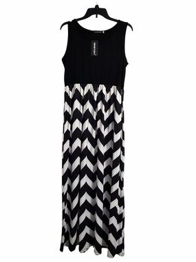 Dementors Black & White Chevron Maxi Dress - XL -NWT